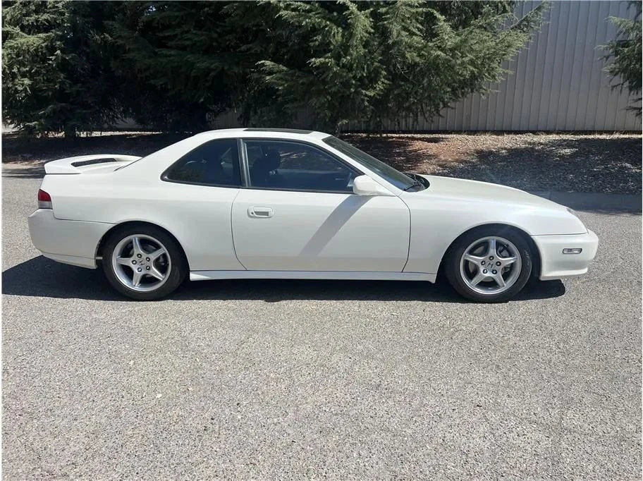 2000 Honda Prelude 5th Gen - Image 2 of 20