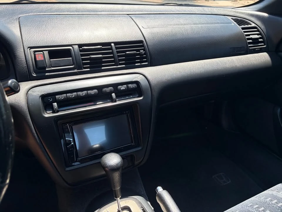 2000 Honda Prelude 5th Gen - Image 12 of 14