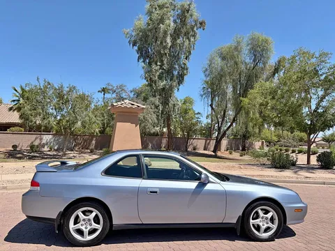 2000 Honda Prelude SE Coupe 2D