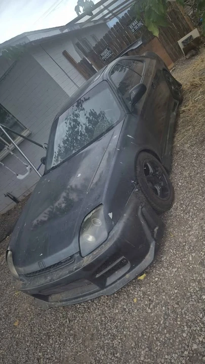 2000 Honda Prelude 5th Gen - Image 2 of 10