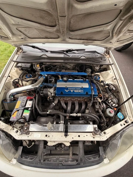 2000 Honda Prelude 5th Gen - Image 9 of 10