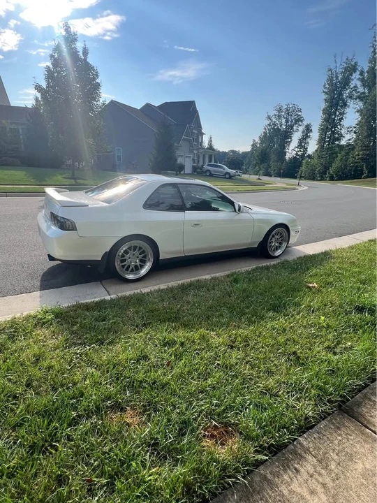 2000 Honda Prelude 5th Gen - Image 2 of 10
