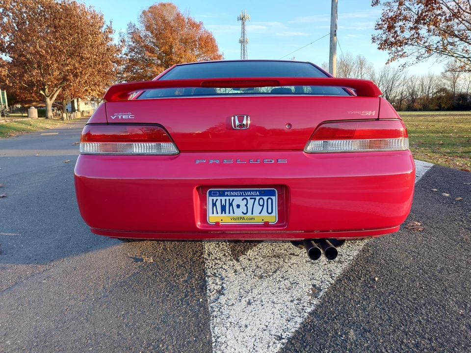 2000 Honda Prelude 5th Gen - Image 12 of 31