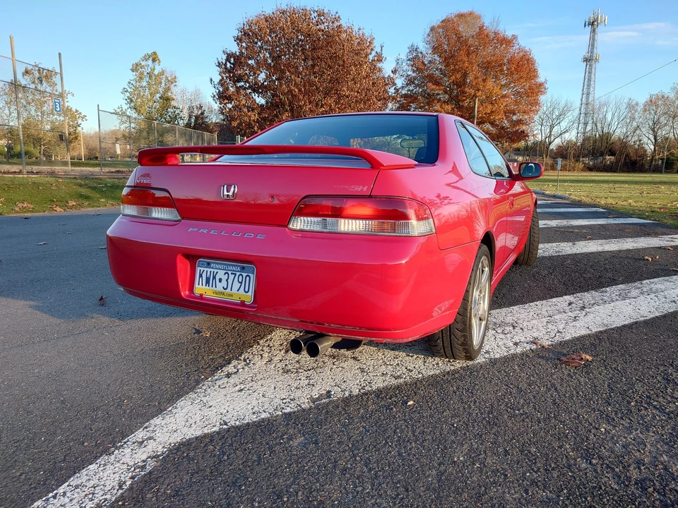 2000 Honda Prelude 5th Gen - Image 11 of 31