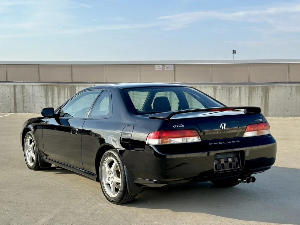 2000 Honda Prelude 5th Gen - Image 9 of 31