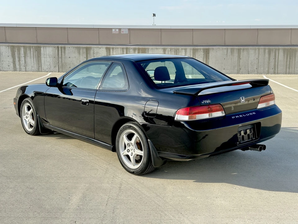 2000 Honda Prelude 5th Gen - Image 8 of 31