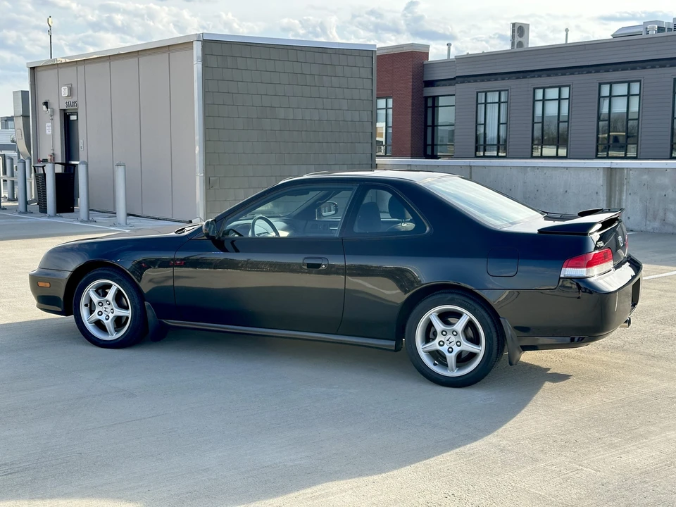 2000 Honda Prelude 5th Gen - Image 7 of 31