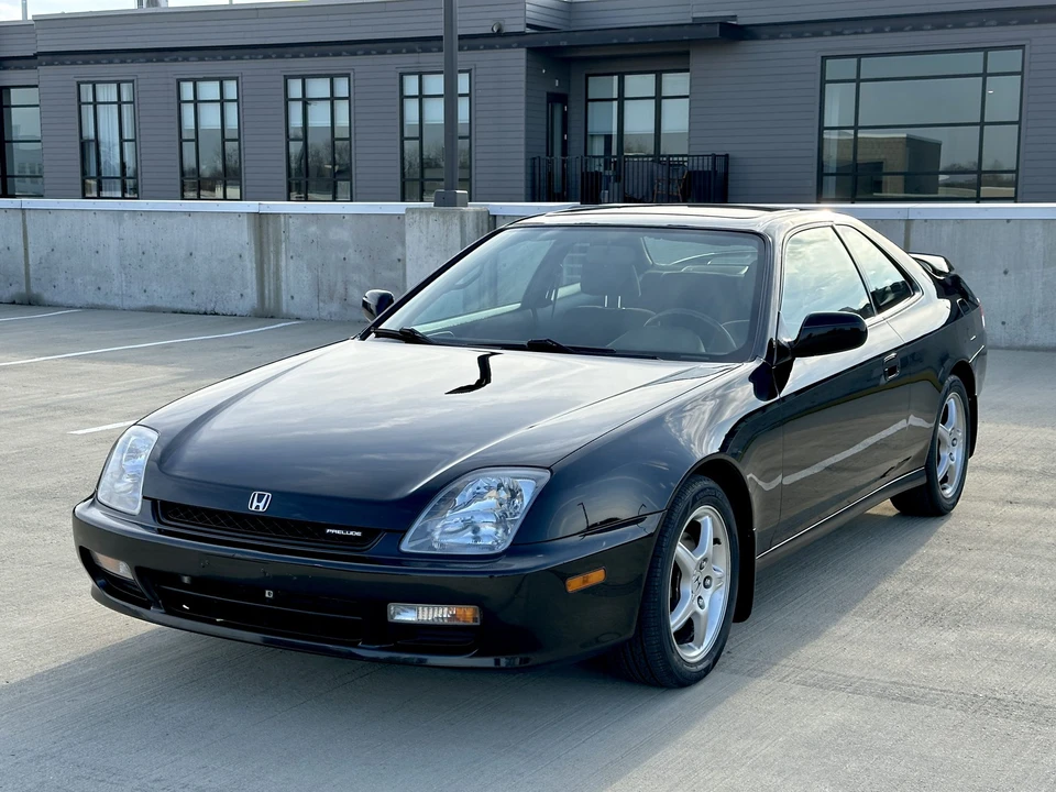 2000 Honda Prelude 5th Gen - Image 3 of 31