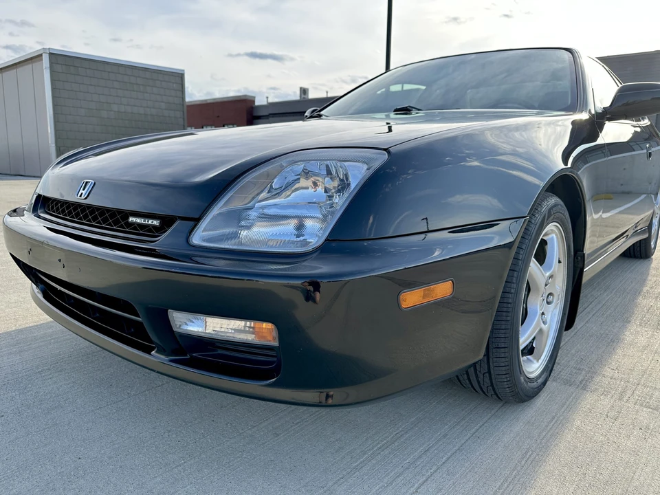 2000 Honda Prelude 5th Gen - Image 18 of 31