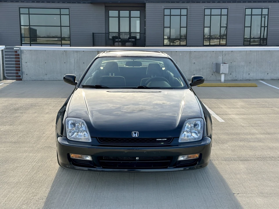 2000 Honda Prelude 5th Gen - Image 17 of 31