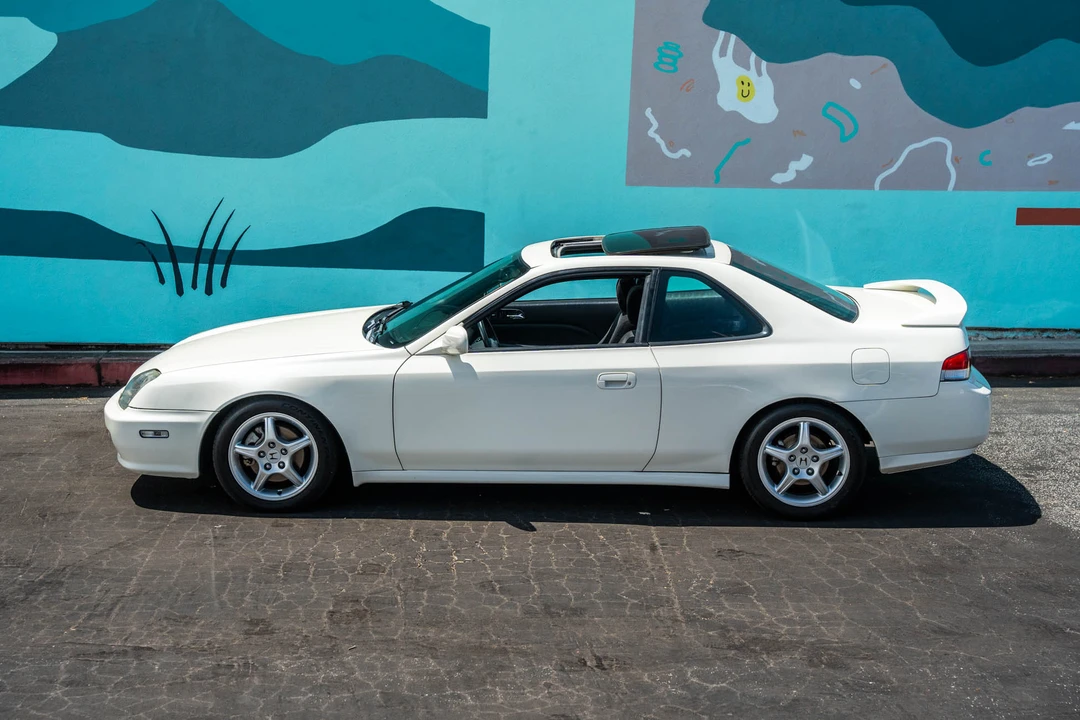 2000 Honda Prelude 5th Gen - Image 11 of 31