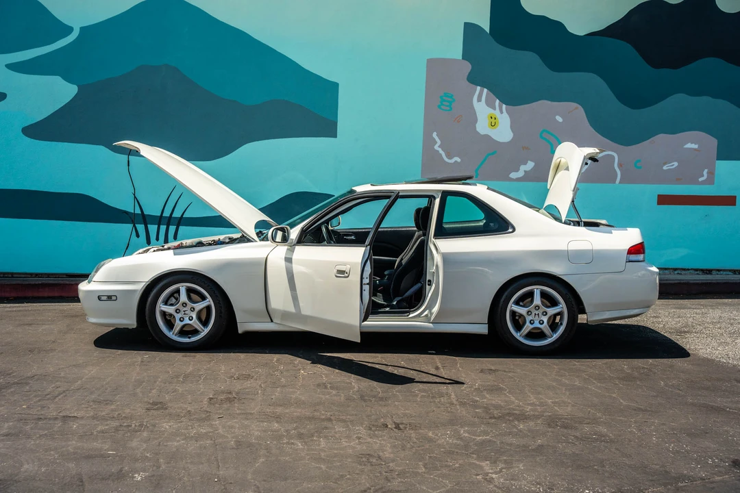 2000 Honda Prelude 5th Gen - Image 10 of 31