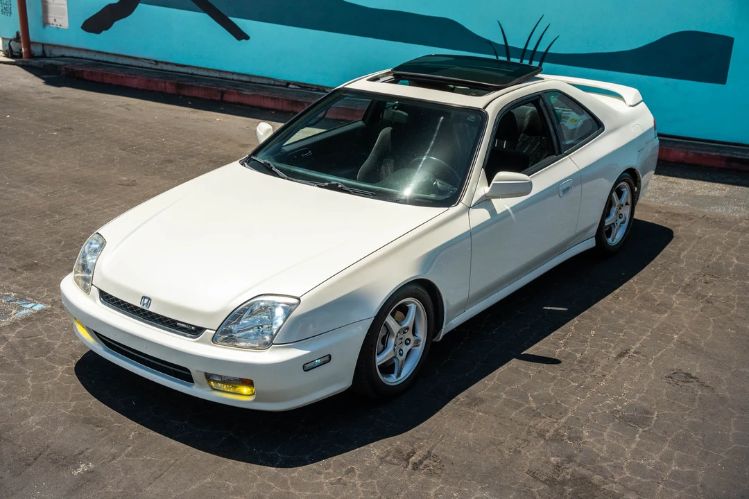 2000 Honda Prelude 5th Gen - Image 2 of 31