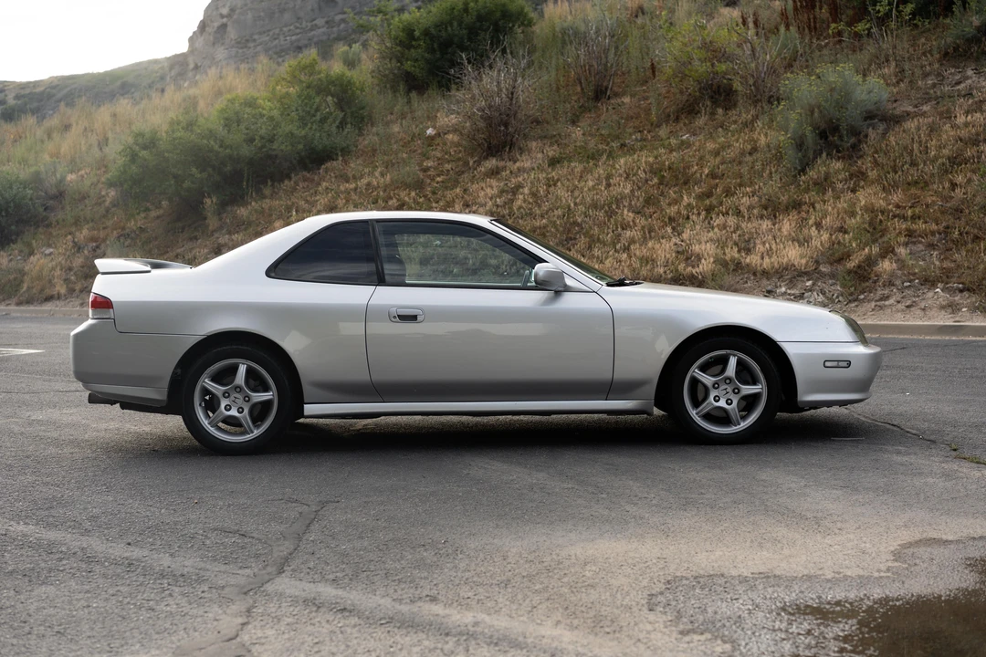 2000 Honda Prelude 5th Gen - Image 9 of 31