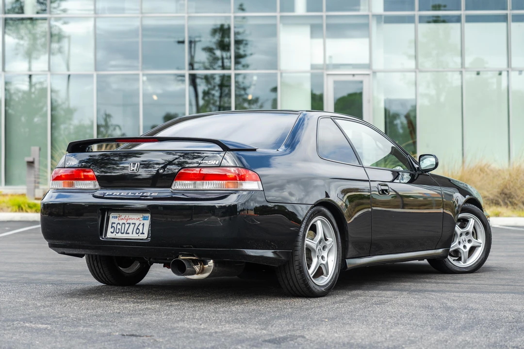 2000 Honda Prelude 5th Gen - Image 11 of 31
