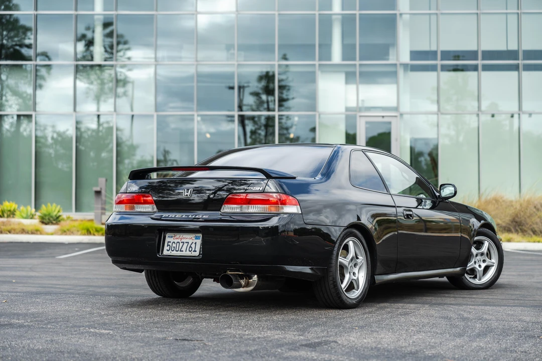 2000 Honda Prelude 5th Gen - Image 10 of 31