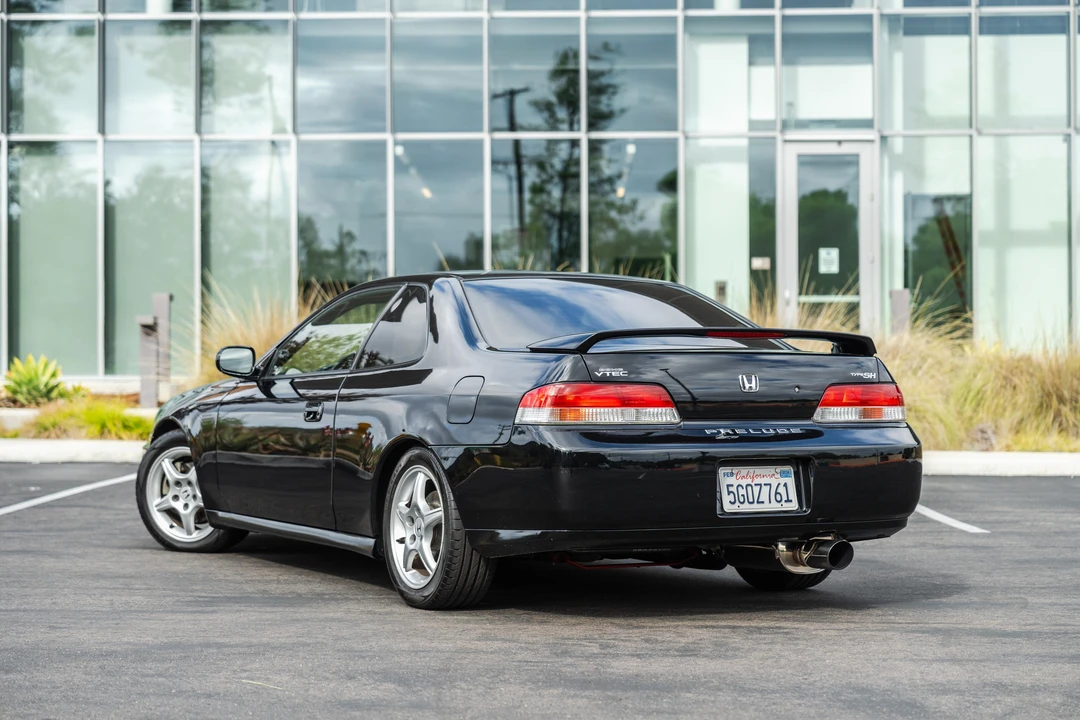 2000 Honda Prelude 5th Gen - Image 9 of 31