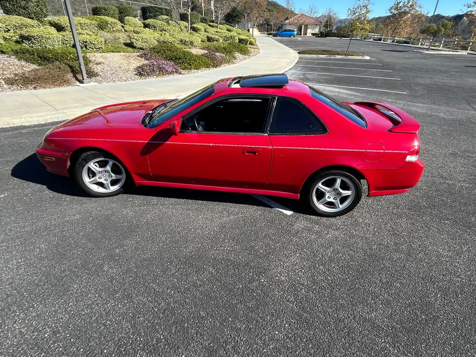 2000 Honda Prelude 5th Gen - Image 9 of 31