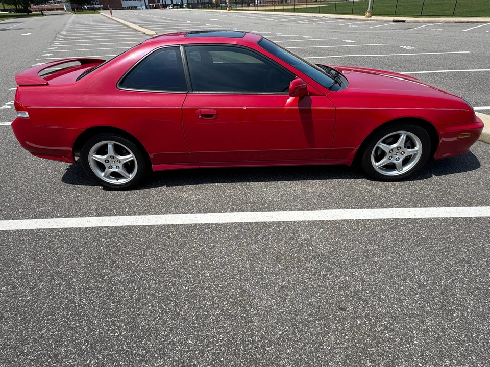 2000 Honda Prelude 5th Gen - Image 14 of 31