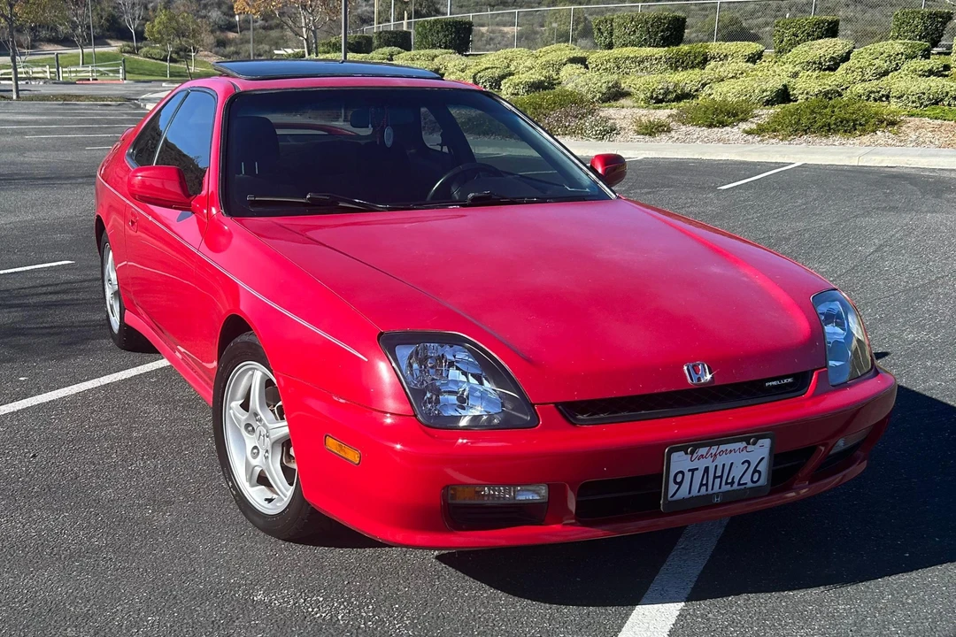 2000 Honda Prelude 5th Gen - Image 2 of 31