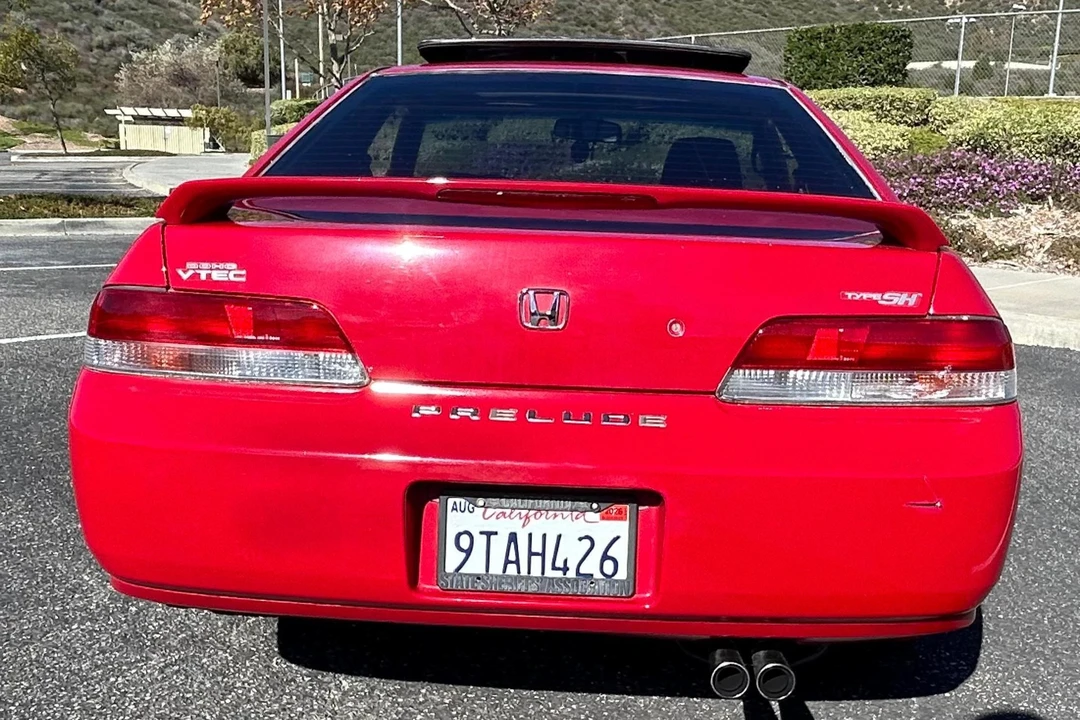 2000 Honda Prelude 5th Gen - Image 5 of 31