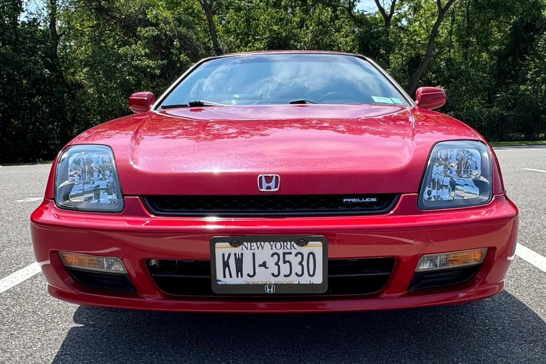 2000 Honda Prelude 5th Gen - Image 2 of 31