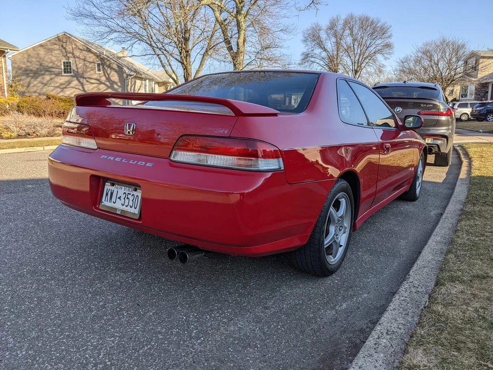 2000 Honda Prelude 5th Gen - Image 11 of 31