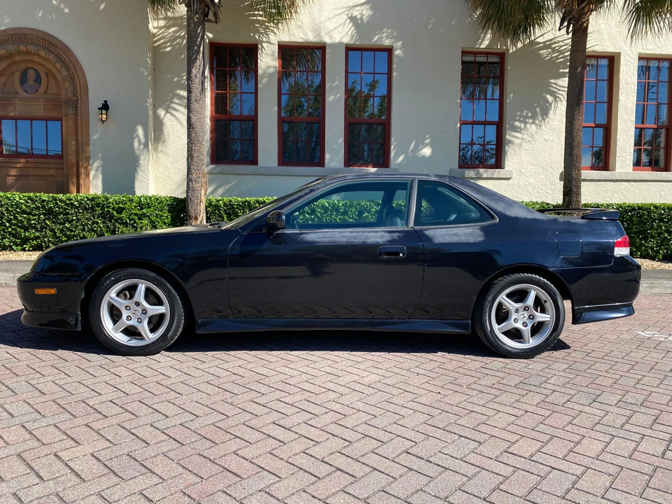 2000 Honda Prelude 5th Gen - Image 13 of 31