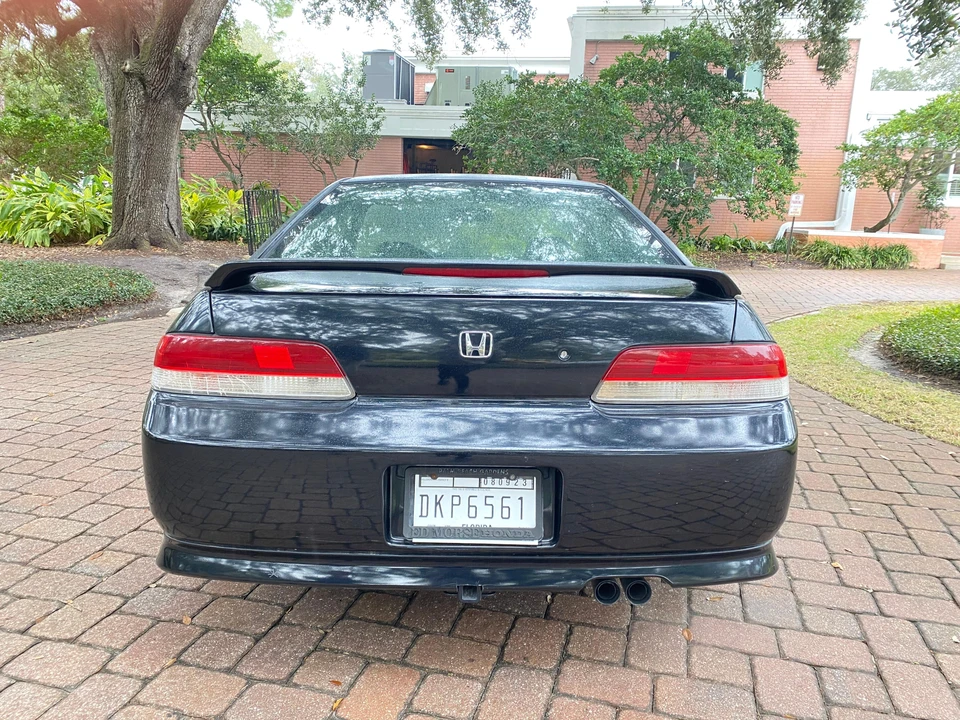 2000 Honda Prelude 5th Gen - Image 17 of 31