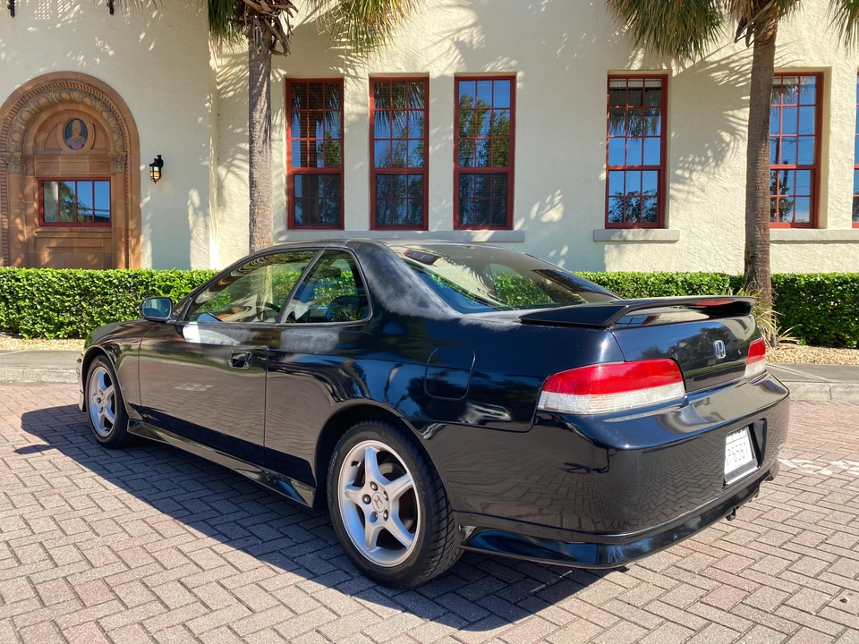 2000 Honda Prelude 5th Gen - Image 16 of 31