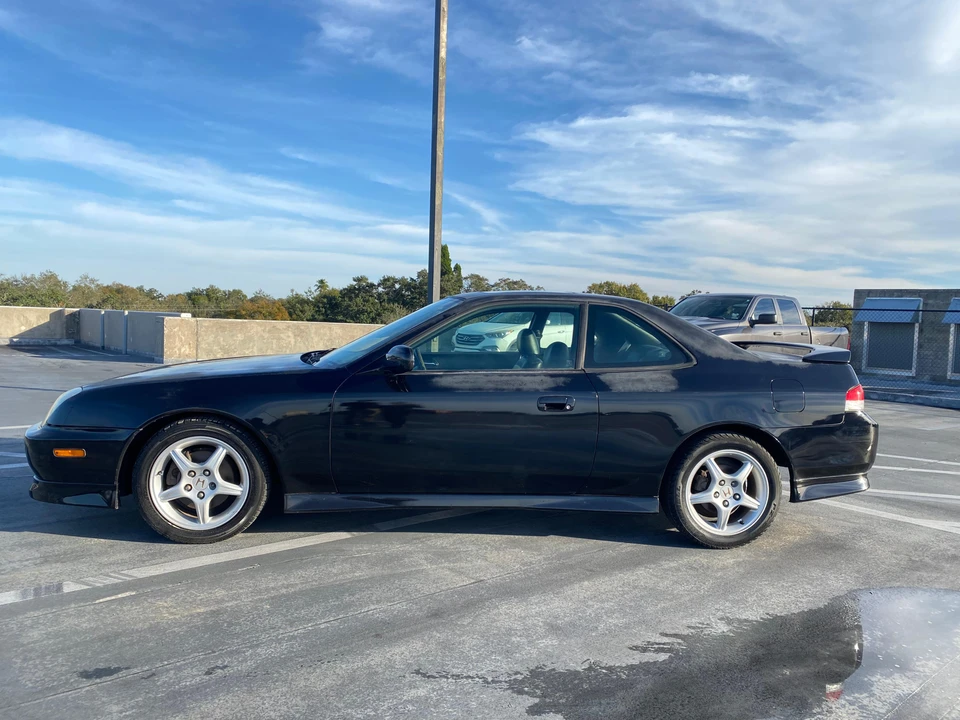 2000 Honda Prelude 5th Gen - Image 12 of 31