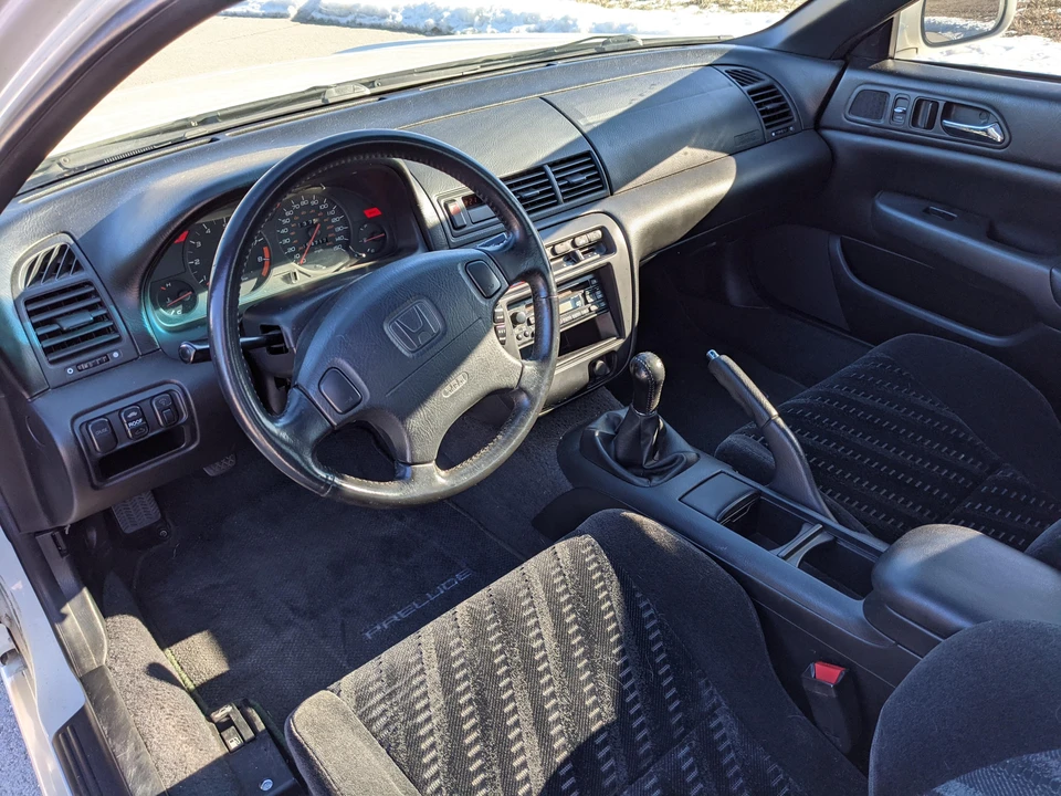 2000 Honda Prelude 5th Gen - Image 28 of 31