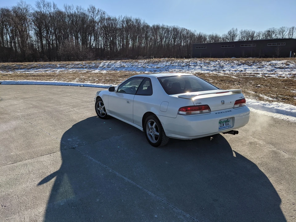 2000 Honda Prelude 5th Gen - Image 10 of 31