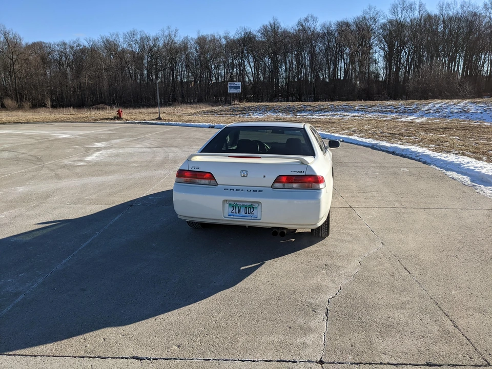2000 Honda Prelude 5th Gen - Image 13 of 31