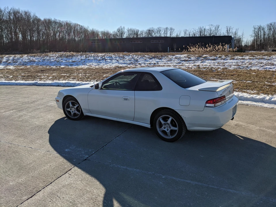 2000 Honda Prelude 5th Gen - Image 9 of 31