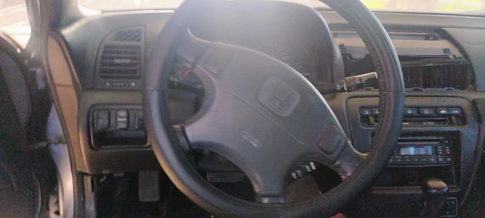2000 Honda Prelude 5th Gen - Image 7 of 14