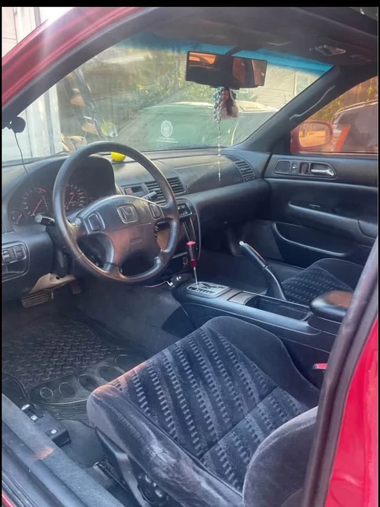 2000 Honda Prelude 5th Gen - Image 8 of 8
