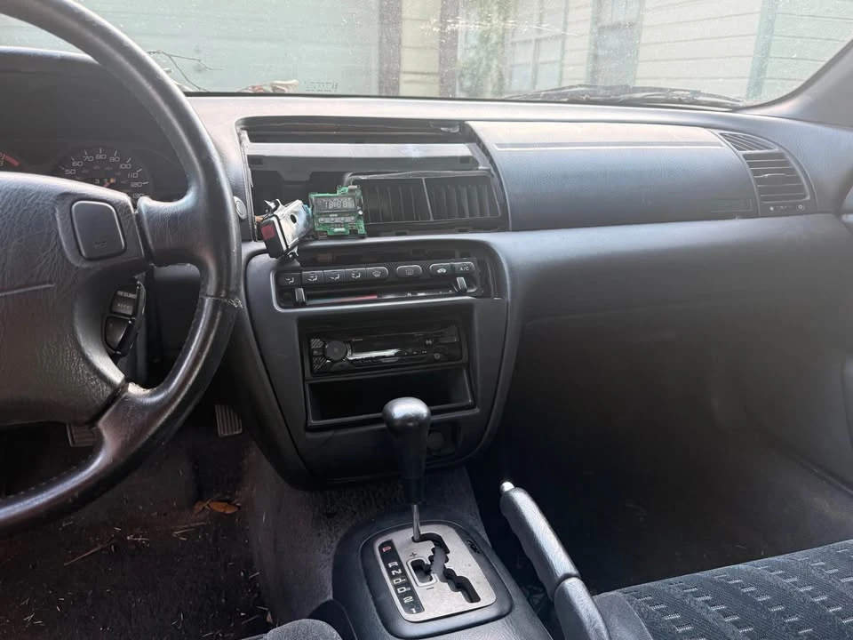 2000 Honda Prelude 5th Gen - Image 7 of 8