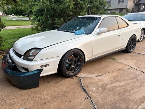 2000 Honda Prelude VTEC Coupe 2D