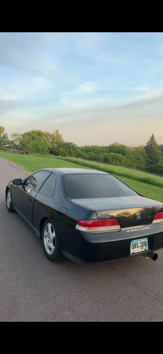 2000 Honda Prelude 5th Gen - Image 3 of 9