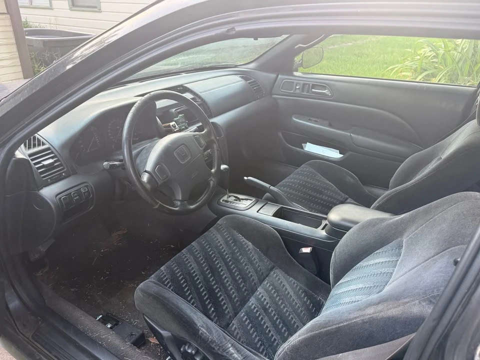 2000 Honda Prelude 5th Gen - Image 5 of 8
