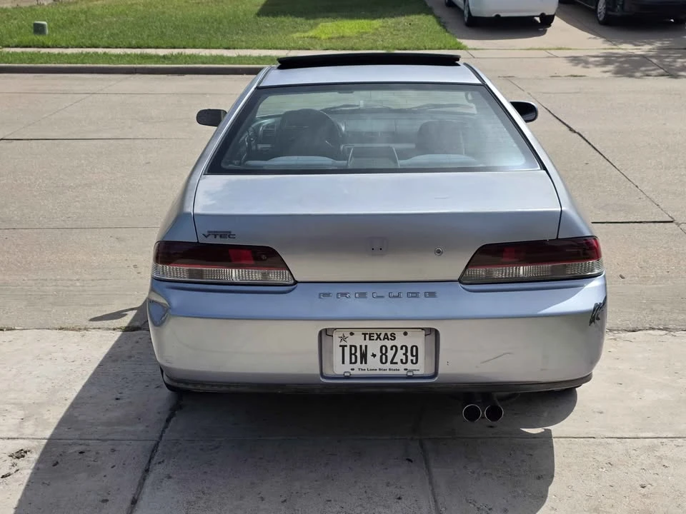2000 Honda Prelude 5th Gen - Image 3 of 9