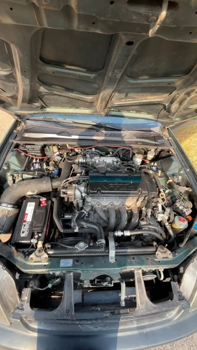 2000 Honda Prelude 5th Gen - Image 8 of 9
