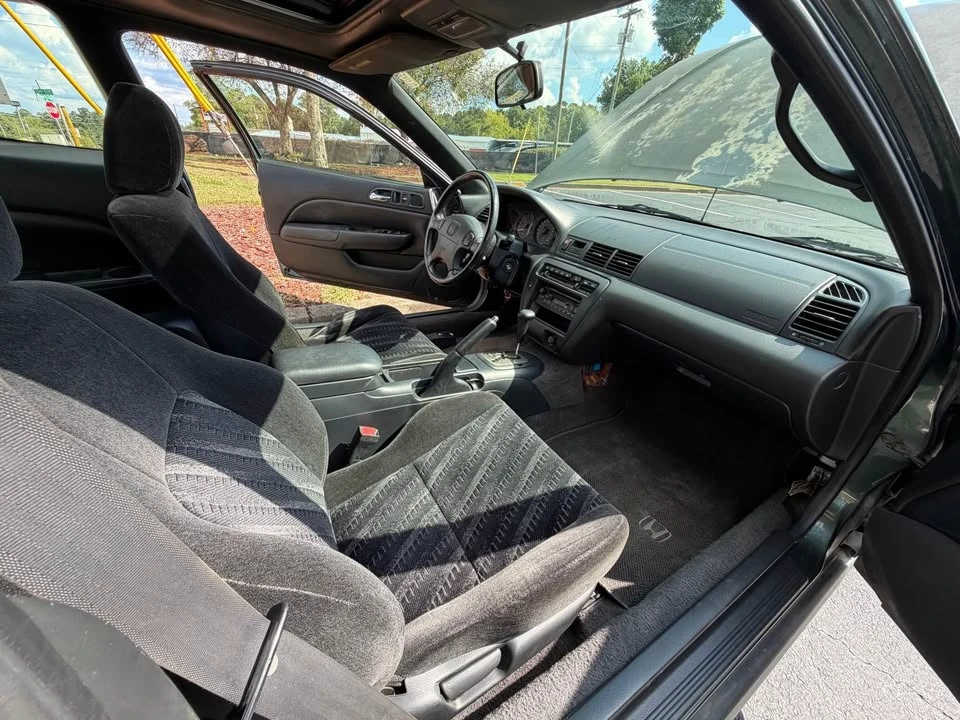 2000 Honda Prelude 5th Gen - Image 14 of 20
