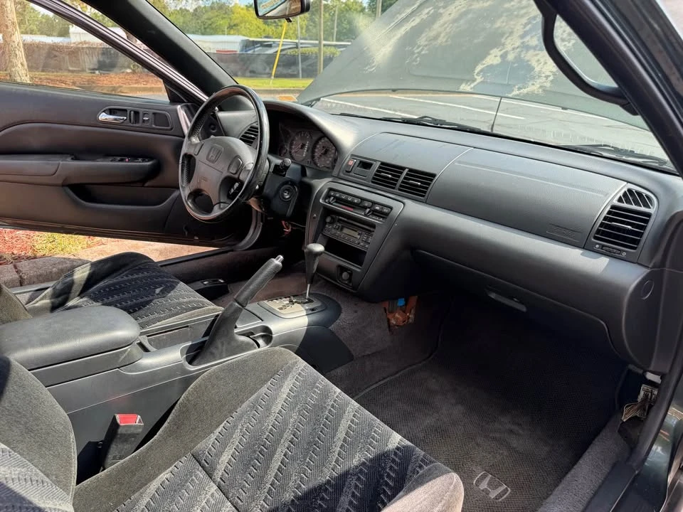 2000 Honda Prelude 5th Gen - Image 15 of 20