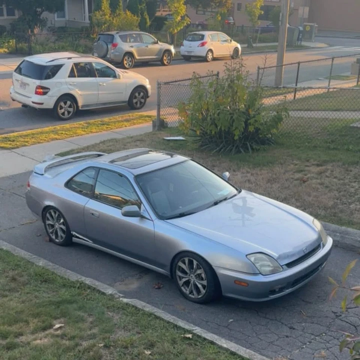 2000 Honda Prelude 5th Gen - Image 2 of 2