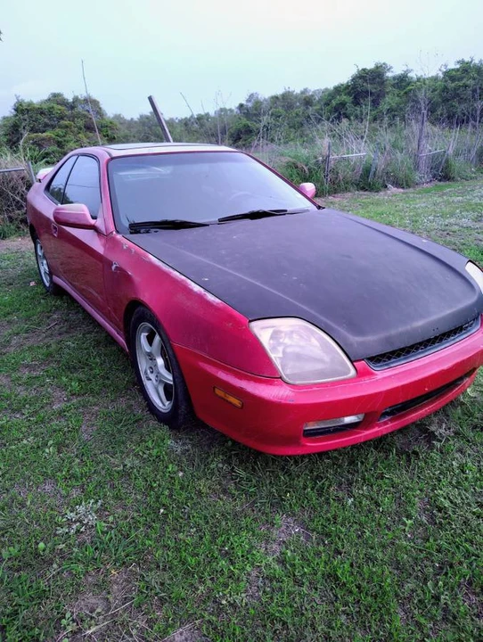 2000 Honda Prelude 5th Gen - Image 2 of 19