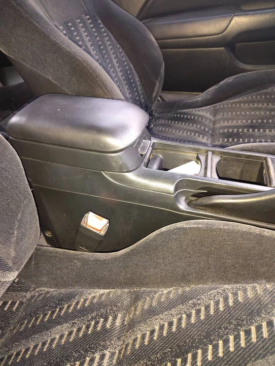 2000 Honda Prelude 5th Gen - Image 12 of 19
