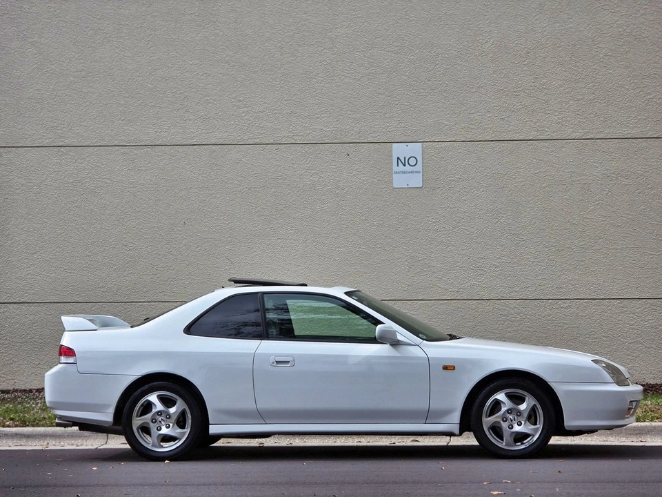 2000 Honda Prelude 5th Gen - Image 8 of 21