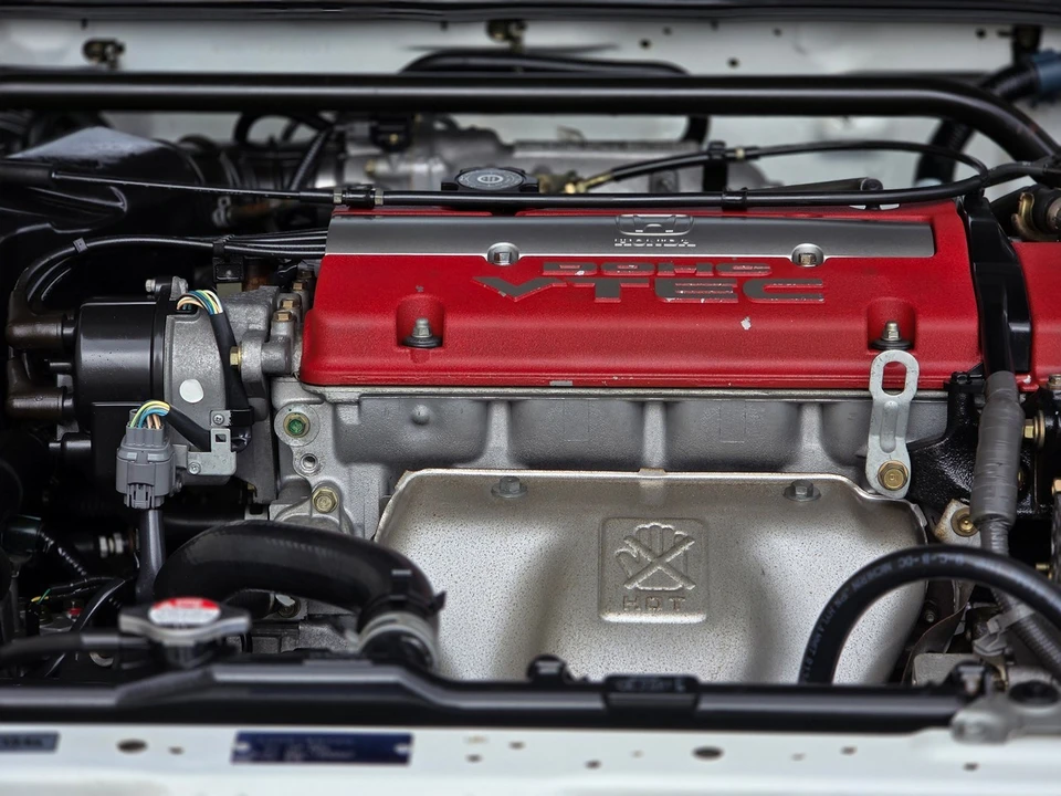 2000 Honda Prelude 5th Gen - Image 2 of 21